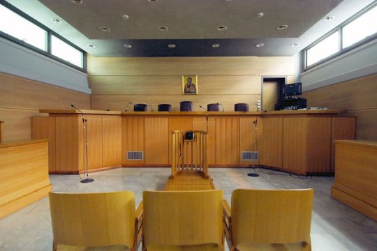 Εγκληματικότητα της λευκής ρόμπας