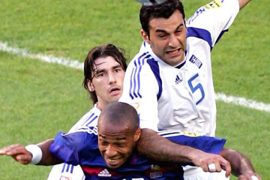 «Με πικράνατε το 2004!»