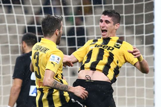 Πρώτα κλείνει τον σέντερ φορ