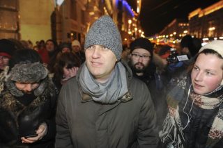 Πολιτικά «πυροτεχνήματα»