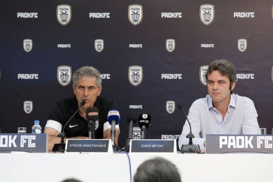 Ο καθένας τα δικά του