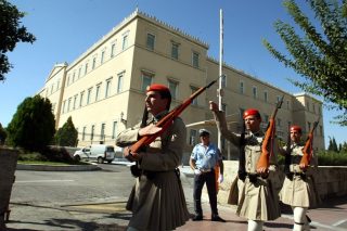Οι κοντραμπατζήδες της σύνεσης