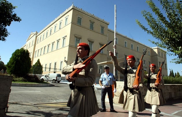 Οι κοντραμπατζήδες της σύνεσης