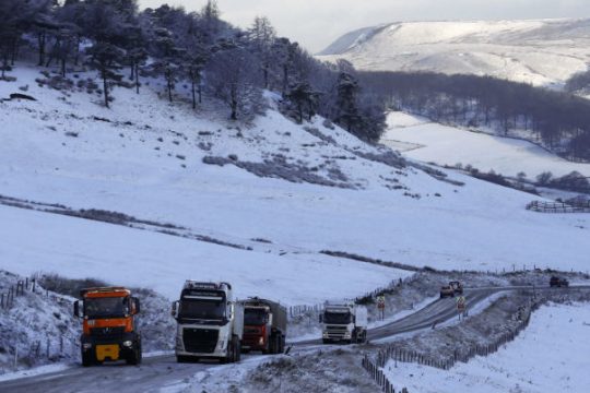 «Μετεωρολογική βόμβα» απειλεί την Βρετανία