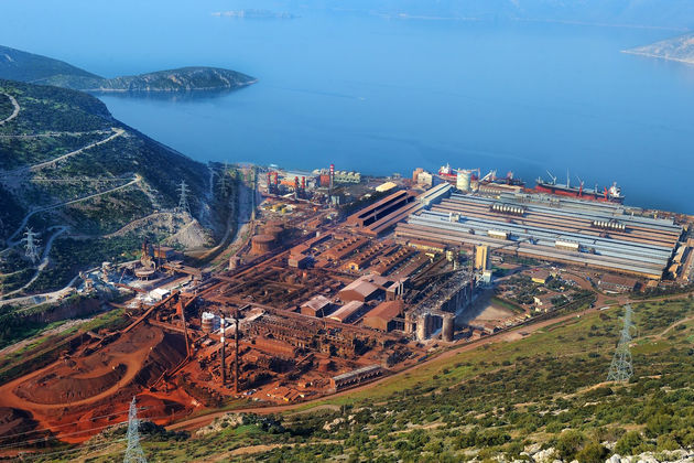 Η ΔΕΗ κατεβάζει τους διακόπτες
