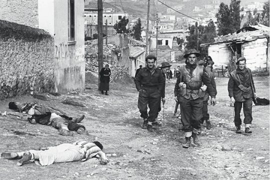 Η άγρια «μάχη» με τα πτώματα…