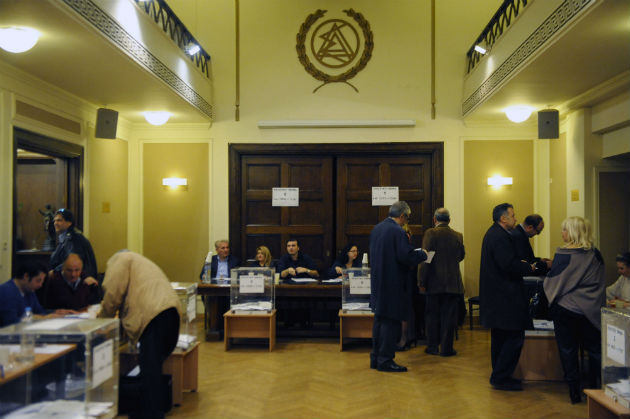 Αποχή διαρκείας αποφάσισαν οι δικηγόροι