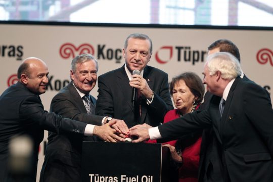 «Βρώμικες επιχειρήσεις» από πολιτικούς εχθρούς