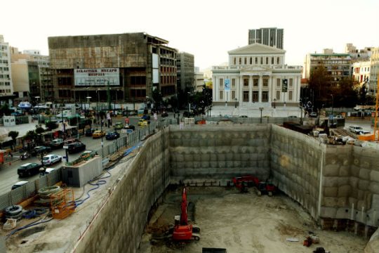 Βλέπουν επενδύσεις στην Ελλάδα, ενώ οι επενδυτές μάς γυρνούν την πλάτη