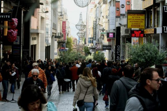 Ανοιχτά τα καταστήματα την Κυριακή