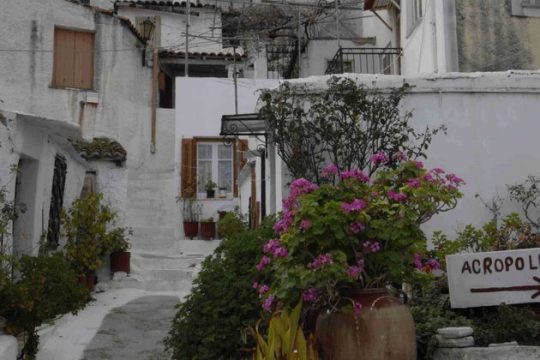 Αντιδρά ο Καμίνης για τις ρυθμίσεις στην Πλάκα