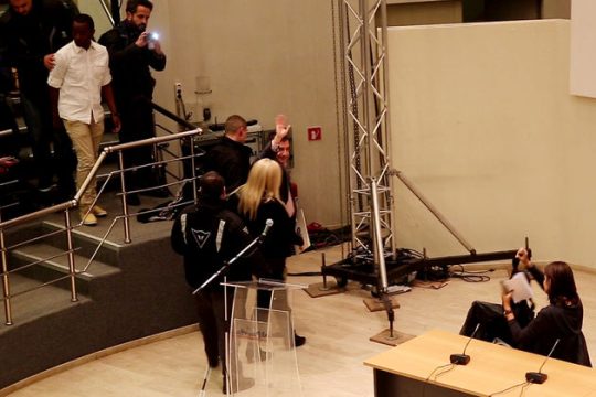 Και η υποκρισία έχει όρια