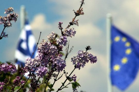 Η γηραιά και ισχνή κυρία