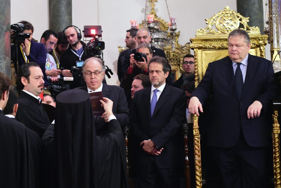 Παρασκήνια 01.12.2014
