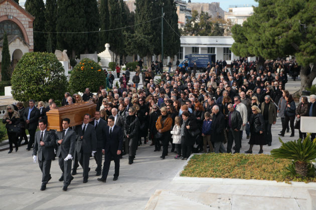 Ο τελευταίος αποχαιρετισμός στον «Σερ»