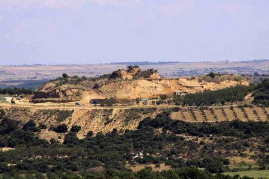 Στο πρώτο σημείο πέσανε σε χώμα