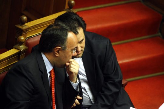 Γεωργιάδης και Μηταράκης κατέθεσαν για τα περί χρηματισμού βουλευτών