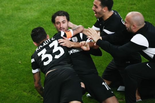 Στην «κοιλιά» φαίνονται τα… κότσια