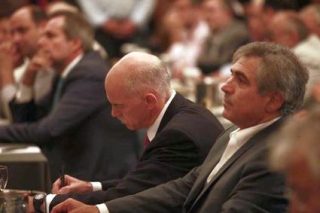 Να φύγει ο Βενιζέλος πριν το ΠΑΣΟΚ εξαφανιστεί τελείως!