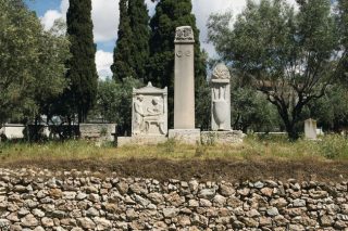 Ολος ο Κεραμεικός σε έναν τόμο