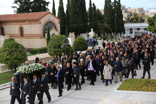 Γιατί τέτοιος θάνατος; Γιατί τόσο μένος;
