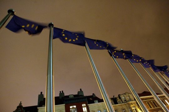 «Η Κομισιόν θα συνεργαστεί με οποιαδήποτε κυβέρνηση στην Ελλάδα»