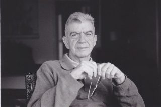 Ο συγγραφέας της Αθήνας, της φθοράς και της χαμένης αθωότητας
