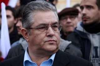 Σταθερά στην τακτική του «διμέτωπου» το ΚΚΕ