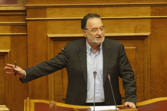 «Δεν βρίσκουν 180 βουλευτές ούτε… στον αιώνα τον άπαντα»