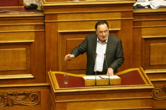Σε αντιπαράθεση για τον Ρωμανό μετατράπηκε η συζήτηση για τον προϋπολογισμό