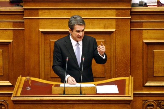 Σε ρόλο… Πόντιου Πιλάτου ο Λοβέρδος για Ρωμανό