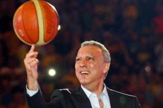 «Σ’ ευχαριστούμε για την πρόταση ζωής!»