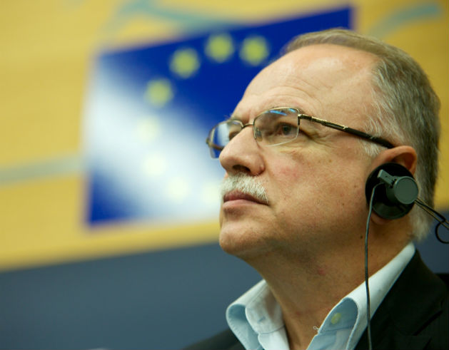Νέα αντίδραση της Κουμουνδούρου στην «παρεμβατικότητα» Στουρνάρα