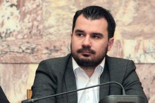 «Αν πάμε σε εκλογές, τελειώνει η συμφωνία με ΠΑΣΟΚ» λέει ο Παπαμιμίκος
