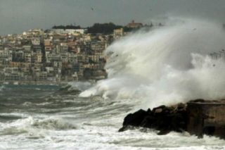 Έκτακτα μέτρα για την κακοκαιρία από την Περιφέρεια Πειραιά