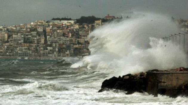 Έκτακτα μέτρα για την κακοκαιρία από την Περιφέρεια Πειραιά