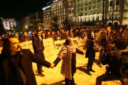 Μαζικές πορείες – Καταστολή με ΜΑΤ & ασφαλίτες