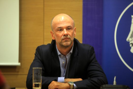 Αντιδρούν οι ξενοδόχοι στην αύξηση του ΦΠΑ