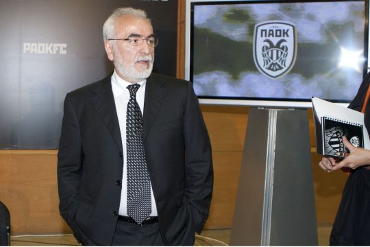Από εργάτης, μεγαλοεργοστασιάρχης