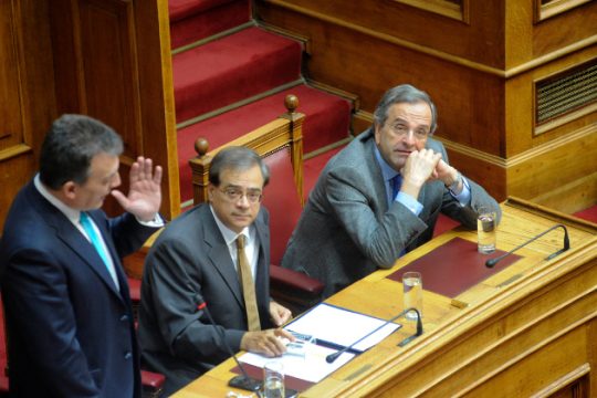 Στο Μαξίμου Χαρδούβελης, Βρούτσης και Μαυραγάνης