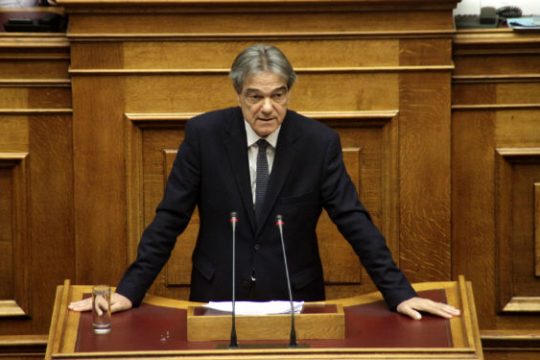Πρωτοβουλίες βουλευτών για την προεδρική εκλογή