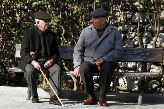 Ούτε 360€ η εγγυημένη σύνταξη μετά το ’15