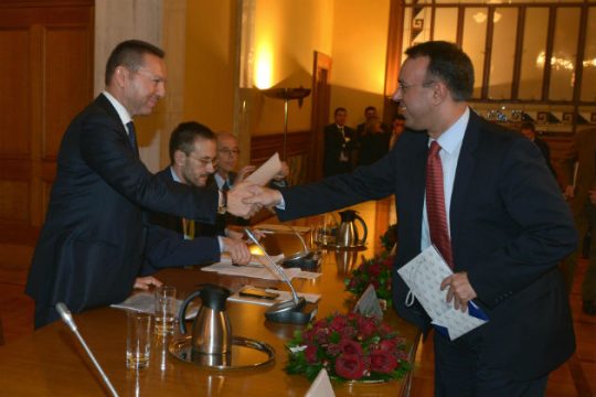 Οι Ευρωπαίοι θα συζητήσουν και με μια κυβέρνηση ΣΥΡΙΖΑ