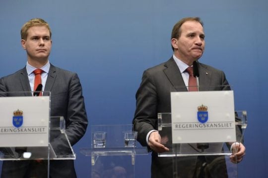 Ρυθμιστές οι ακροδεξιοί
