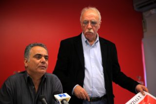 Aποστάτες κατόπιν… εντολών