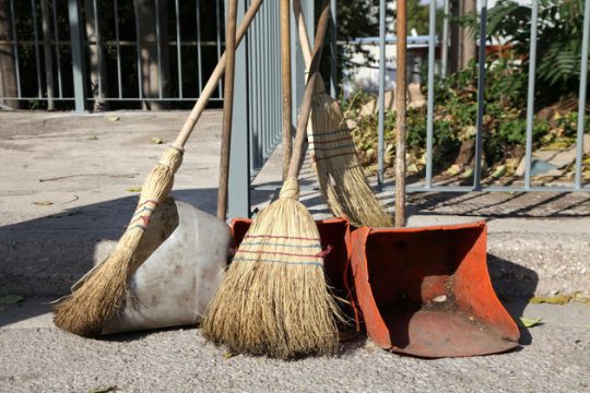 Αφαιρούν 125 εκατ. ευρώ από τους ΟΤΑ