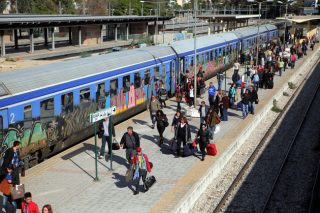 Μηχανοδηγούς δεν έχουν, αστυνομικούς ζητούν