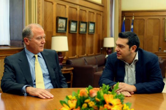 Συνάντηση Τσίπρα – Προβόπουλου με τη σκέψη στον… Στουρνάρα