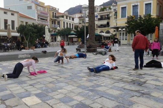 Ενα ολόκληρο νησί εγκαταλειμμένο στην άσφαλτο
