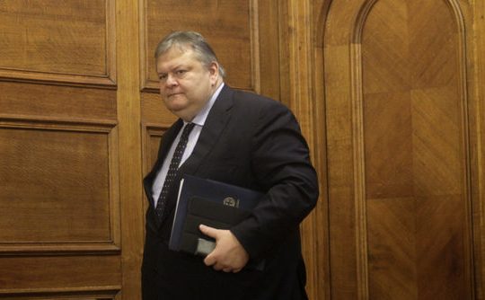 «Θέλει» συναίνεση βλέπει εκλογές